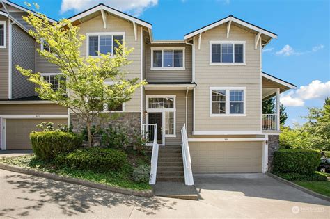 Redfin issaquah - Vaulted Ceilings - Issaquah, WA Homes for Sale. There are currently 220 homes for sale matching vaulted ceiling in Issaquah at a median listing price of $825K.